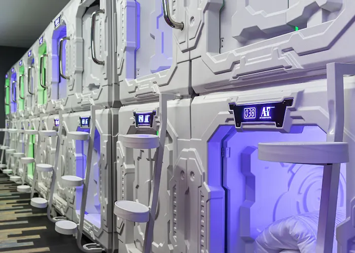 Art Seven Hostel CapsulesHostal